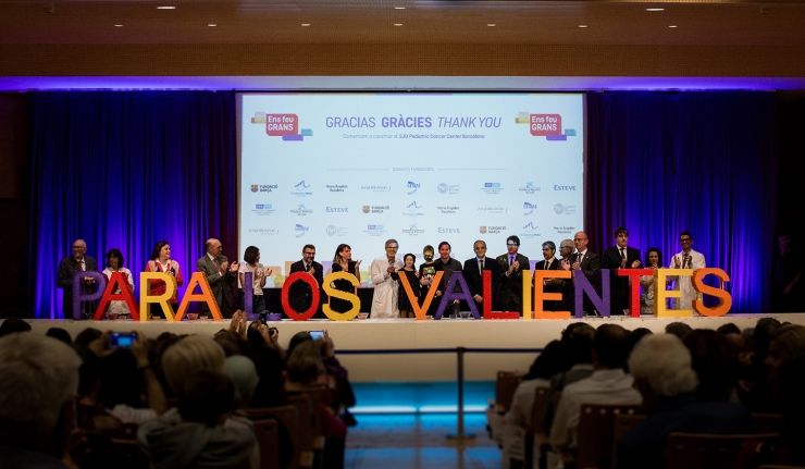 Una imatge de l'acte que s'ha celebrat amb motiu de l'inici de les obres.